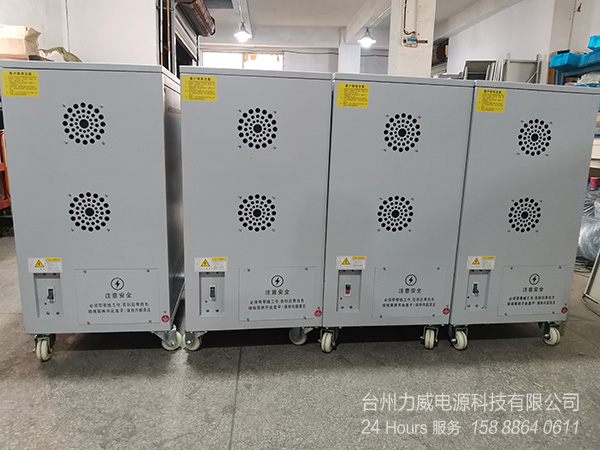 三相200千瓦穩壓器- 380v三相穩壓器(AVR-220KVA)